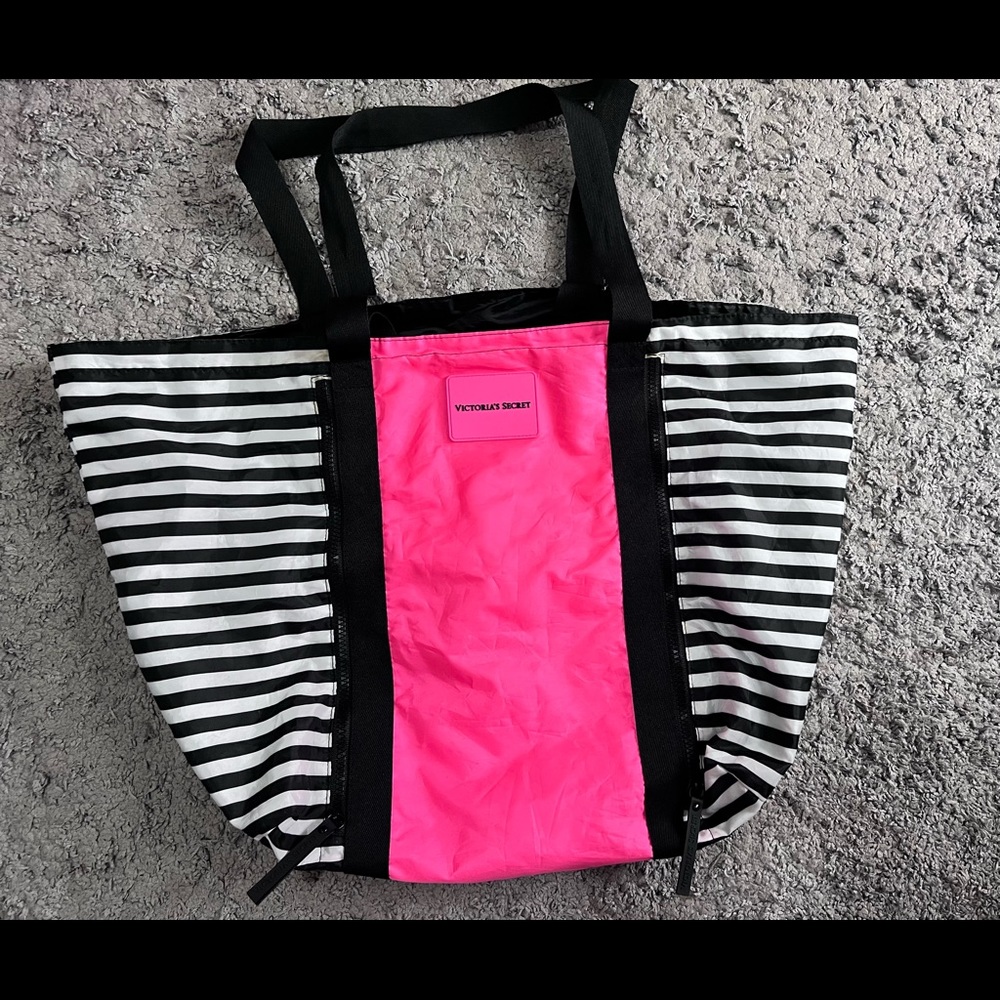 Victoria’s Secret tote